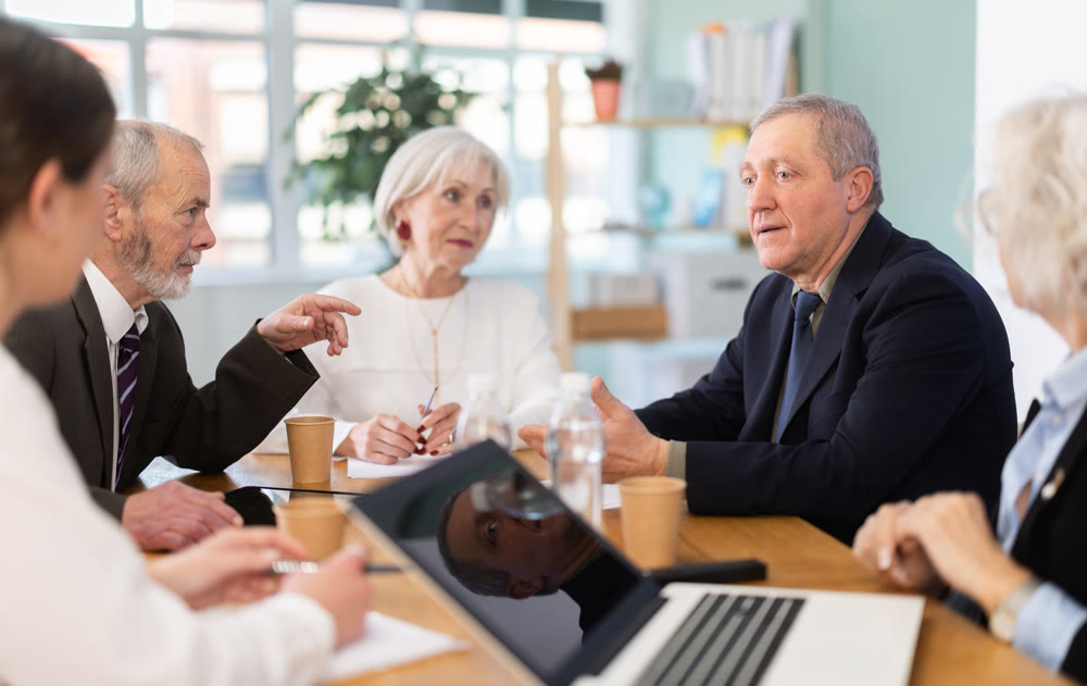 Senior representatives of business community participate at round table talks