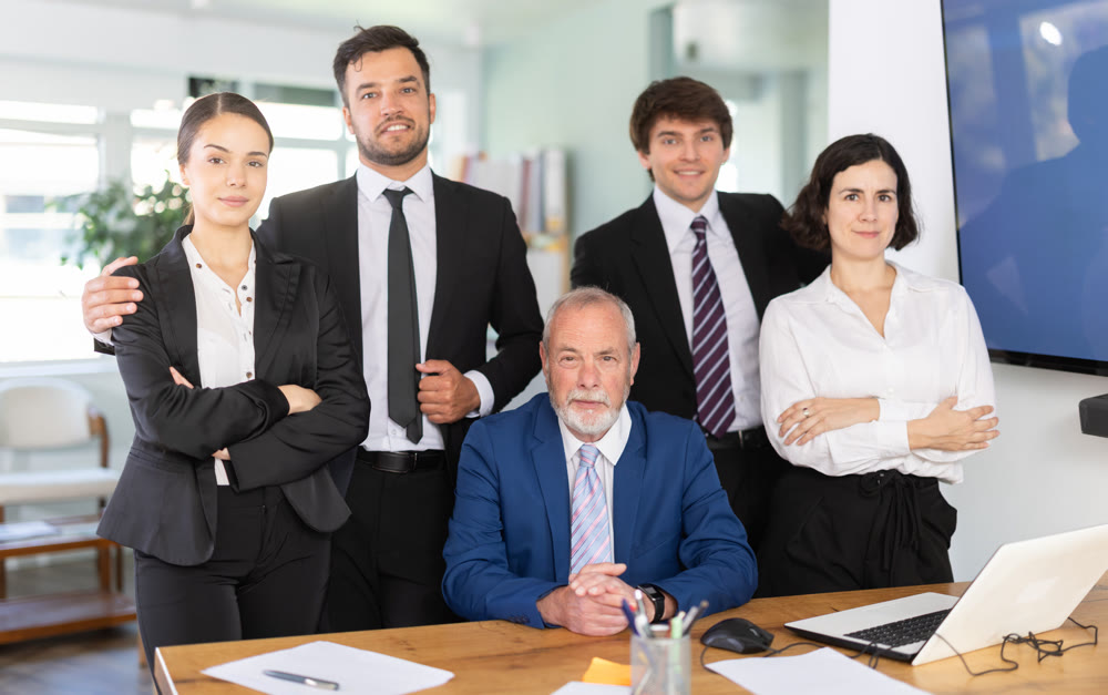 Group of bank managers invites you to consult on savings accounts and deposits